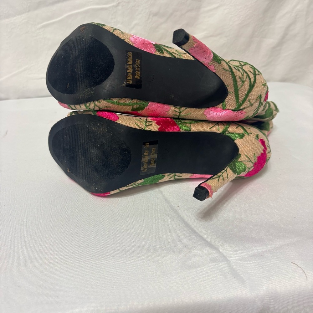 Floral Lace-Up Ankle Boots - Picture 9 of 13